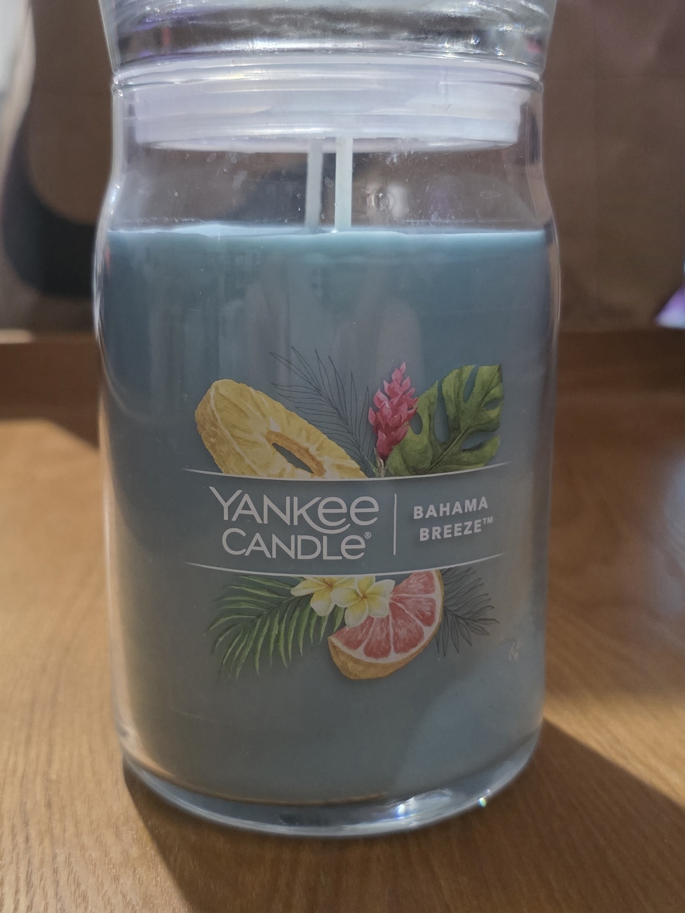 Yankee Candle Signature Large 2-Wick Jar Candle - Bahama Breeze 20 oz NEW